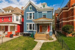 844 Oak St, Unit 2 in Cincinnati, OH - Building Photo