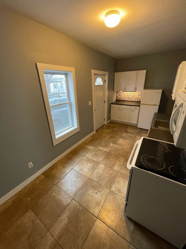 111 River St in Bennington, VT - Building Photo - Building Photo