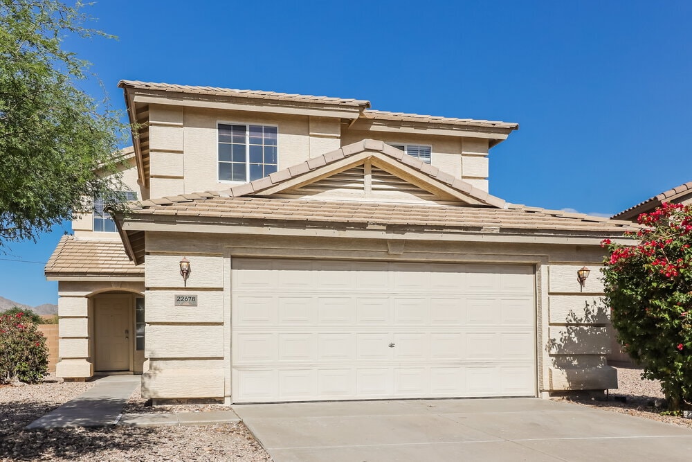 22678 W Adams Dr in Buckeye, AZ - Building Photo