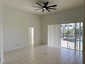 1280 12th Ave NE in Naples, FL - Building Photo