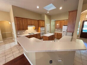 2909 Yandall Dr in Austin, TX - Building Photo - Building Photo