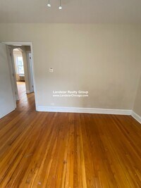 5030 N Springfield Ave photo'