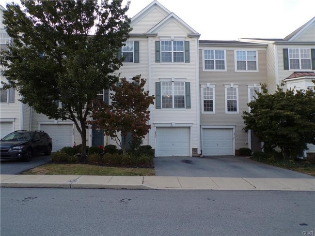 property at 8521 Gateway Rd