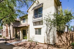 2451 E Vermont Dr in Gilbert, AZ - Building Photo