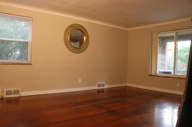 1148 Elm Park Dr, Unit 1