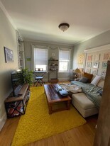 15 Farragut Ave, Unit 3 in Somerville, MA - Building Photo