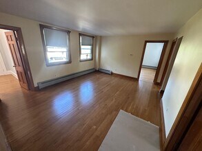 52 Railroad Ave in Norwood, MA - Building Photo - Building Photo
