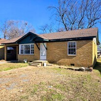 504 S State St in Newport, AR - Building Photo