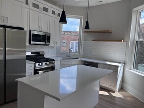 1408 W Cuyler Ave, Unit Unit1 in Chicago, IL - Building Photo - Building Photo