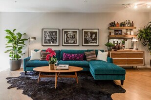 610 E Weddell Dr in Sunnyvale, CA - Building Photo