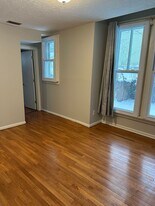 301 S Rogers St in Bloomington, IN - Building Photo