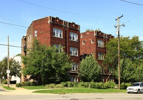 Ridgefield Manor Apartments