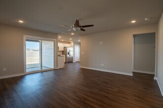 329 N Mojave St in Farmington, AR - Building Photo - Building Photo