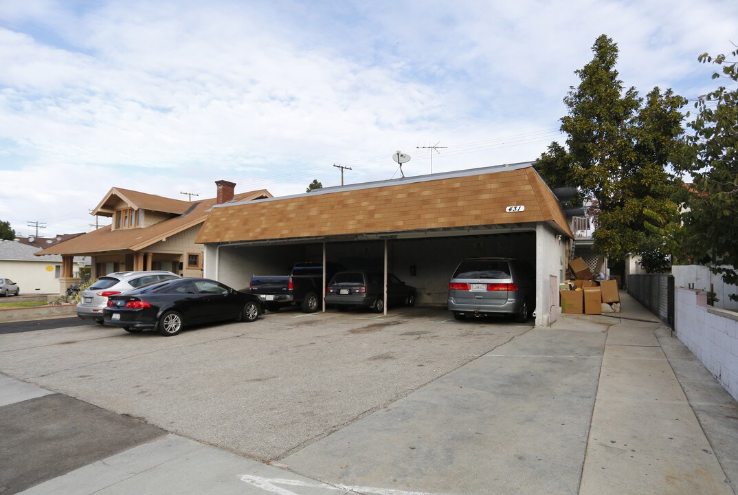 431 Vine St in Glendale, CA - Building Photo