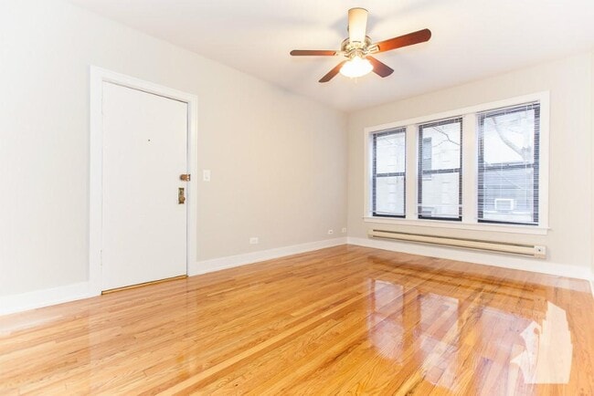 617 W Melrose St in Chicago, IL - Building Photo - Building Photo