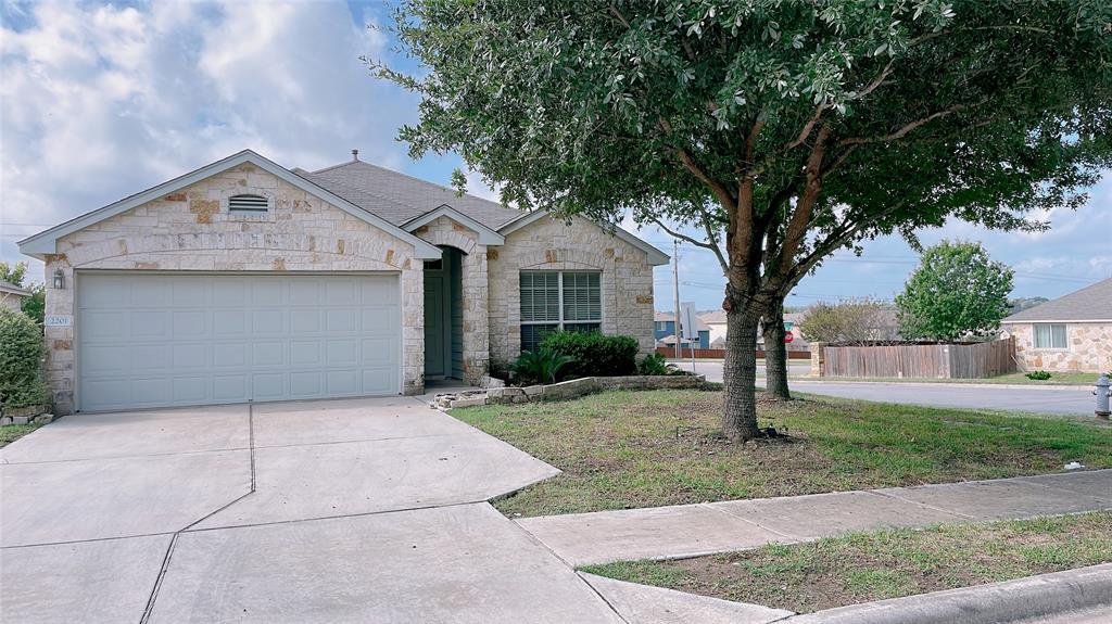 2201 Buffalo Tundra Dr in Austin, TX - Building Photo