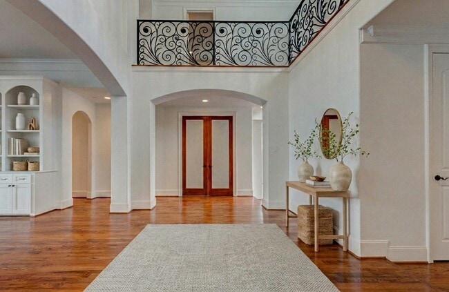 property at 5410 Valerie St