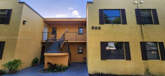 500 NW 114th Ave, Unit #203 in Miami, FL - Building Photo