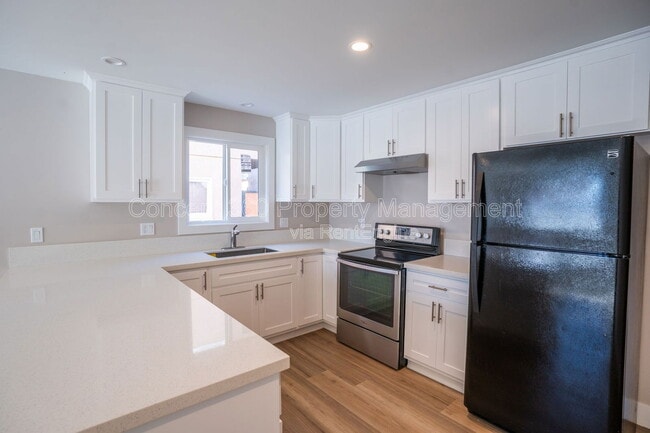 1421 Obispo Ave in Long Beach, CA - Building Photo - Building Photo