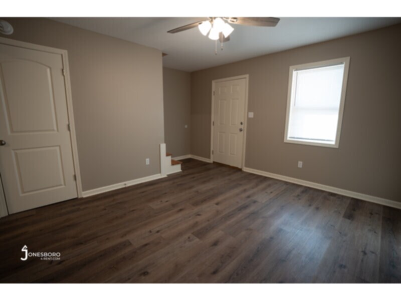 2512 Forest Home Rd in Jonesboro, AR - Foto de edificio