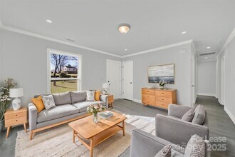 624 Gaywood Dr in Charlotte, NC - Building Photo - Building Photo