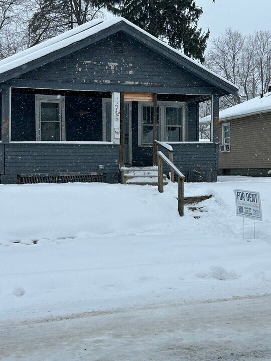 1318 N Johnson St in South Bend, IN - Building Photo