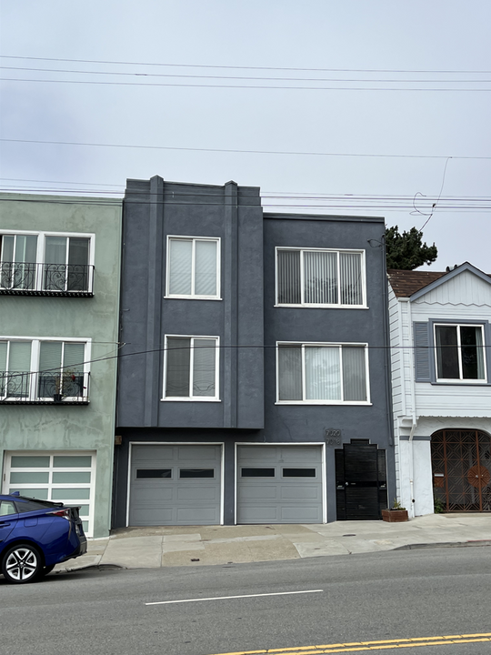 7018 Fulton Street in San Francisco, CA - Building Photo