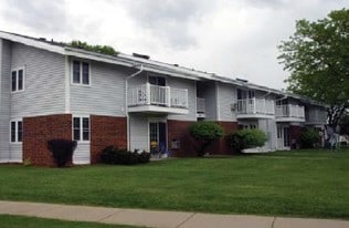 Village Green East Apartments