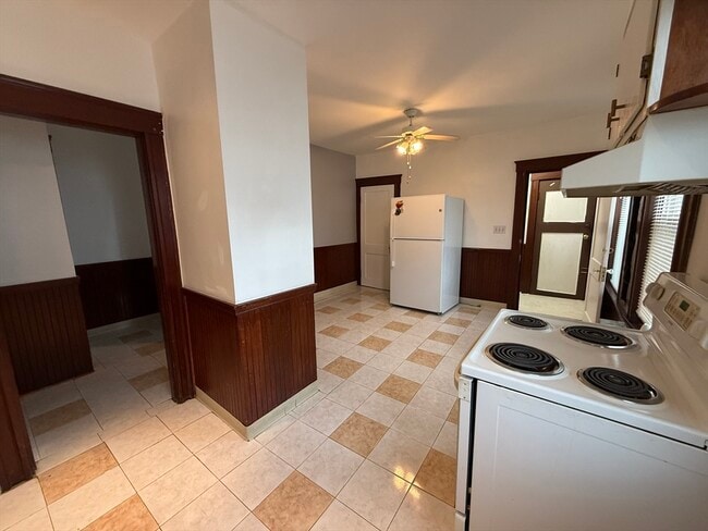 29 Brown St in Methuen, MA - Building Photo - Building Photo