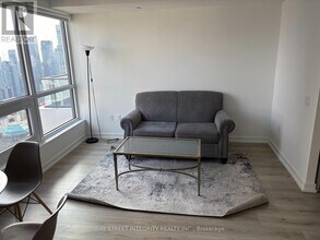 395-3395 Bloor St E in Toronto, ON - Building Photo - Building Photo