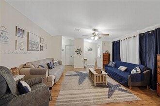 945 Plantation Rd in Key Largo, FL - Building Photo - Building Photo