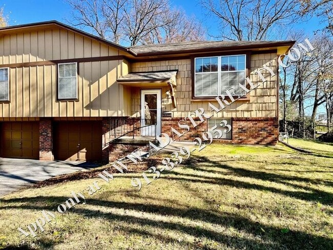 property at 6127 Monrovia St