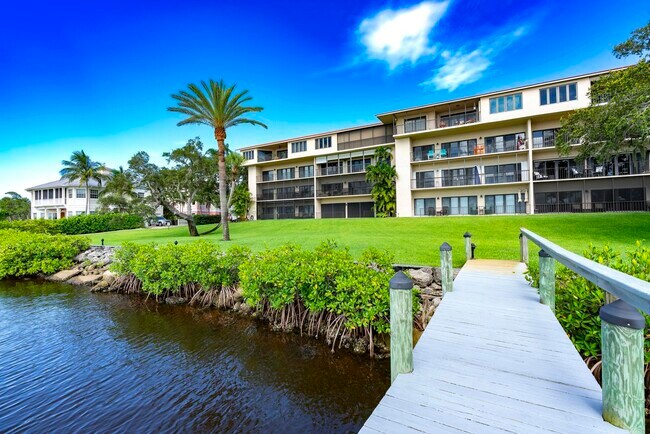 property at 624 SW St Lucie Crescent
