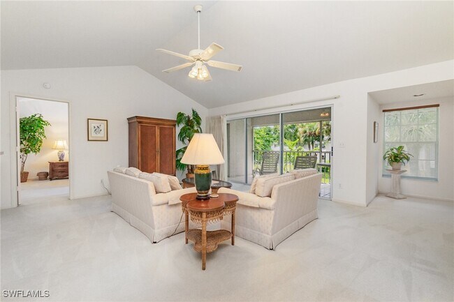 4111 Lake Forest Dr in Bonita Springs, FL - Building Photo - Building Photo