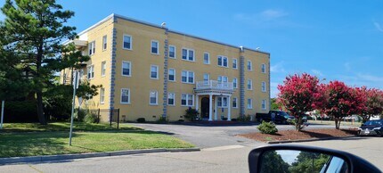 9641 Norfolk Ave, Unit Unit 207 in Norfolk, VA - Building Photo - Building Photo