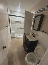 253 W Burdock Ave in Memphis, TN - Foto de edificio - Building Photo