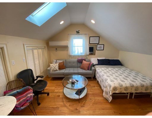 19 Chestnut Hill Ave, Unit 3