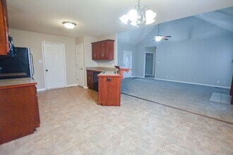 3742 Nadia Dr in Clarksville, TN - Building Photo - Building Photo