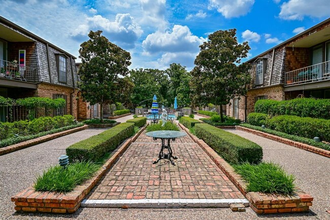 5353 Institute Ln in Houston, TX - Building Photo - Building Photo