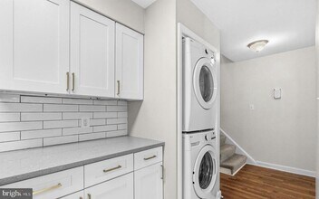 19728 Wootton Ave in Poolesville, MD - Building Photo - Building Photo