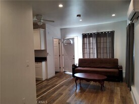 10710 Helendale Ave in Los Angeles, CA - Building Photo