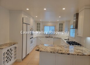 719 Lemos Ave in Salinas, CA - Building Photo - Building Photo