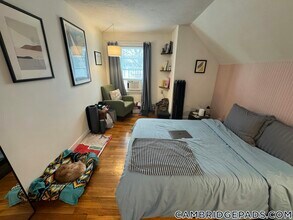 5-7 Blake St., Unit 7 in Cambridge, MA - Building Photo - Building Photo
