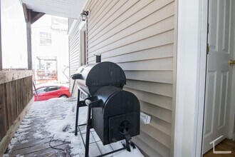 210 Arlington St in Watertown, MA - Building Photo - Building Photo