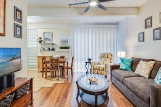 75-5873 Walua Rd C in Kailua Kona, HI - Building Photo - Building Photo