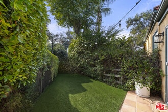 7445 Palo Vista Dr in Los Angeles, CA - Building Photo - Building Photo