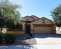 4193 E Sandy Way in Gilbert, AZ - Building Photo