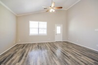 20175 Royal Orchard Dr in Porter, TX - Building Photo - Building Photo