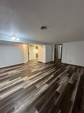 649 8th Ave SW in Valley City, ND - Building Photo - Building Photo