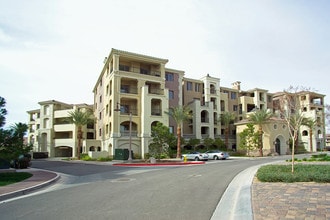 30 Via Mantova in Henderson, NV - Foto de edificio - Building Photo